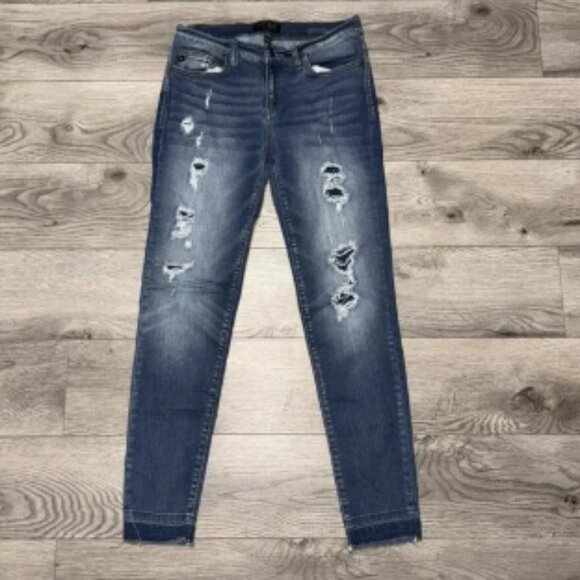Judy Blue Low Rise Distressed Raw Hem Skinny Fit Jeans Faded Medium Wash Sz 9/29 - Picture 1 of 5